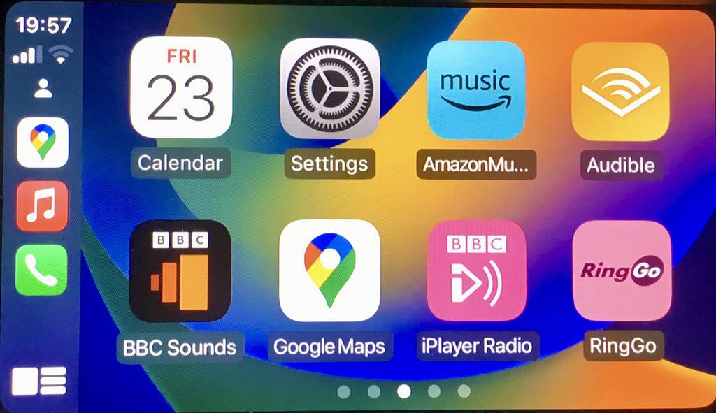 apple-carplay-satellite-navigation-apps